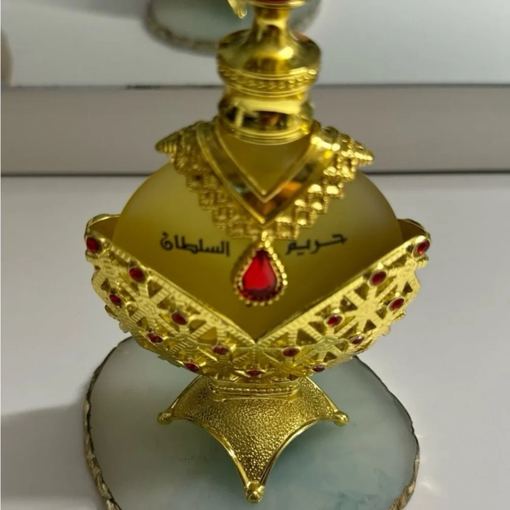 Hareem al Sultan KHADLAJ Perfumes oil - Picture 1 of 3